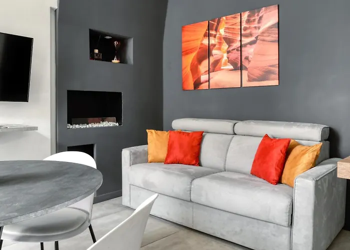 Farini 74 Design Apartment - Metro M3 WiFi AC